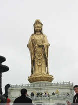Tượng Quan Âm Bồ Tát
