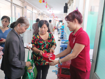 Xuân Bính Thân từ thiện tại bệnh viện ung bướu