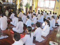 Năm Bính Thân Tếp tục khóa lễ "trì chú Đại Bi và đảnh lễ danh hiệu Phật"