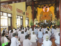 Năm Bính Thân Tếp tục khóa lễ "trì chú Đại Bi và đảnh lễ danh hiệu Phật"
