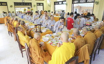 Lễ Vu Lan và dâng Pháp y PL 2560 DL 2016