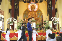 Lễ Vu Lan và dâng Pháp y PL 2560 DL 2016