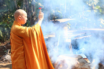 Chùa Hạnh Đức đúc đại hông chung