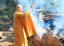 Chùa Hạnh Đức đúc đại hông chung