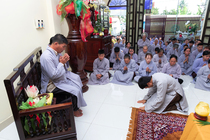THẾ PHÁT XUẤT GIA ĐẦU TIÊN