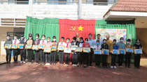 TRAO HỌC BỔNG TẠI ĐĂK LẮK