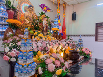 HOA ĐĂNG CÚNG DƯỜNG ĐỨC PHẬT A DI ĐÀ