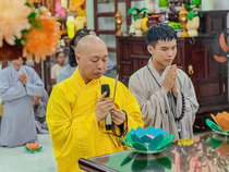 HOA ĐĂNG CÚNG DƯỜNG ĐỨC PHẬT A DI ĐÀ