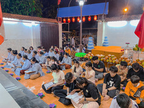 HOA ĐĂNG CÚNG DƯỜNG ĐỨC PHẬT A DI ĐÀ