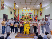 HOA ĐĂNG CÚNG DƯỜNG ĐỨC PHẬT A DI ĐÀ