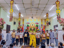 HOA ĐĂNG CÚNG DƯỜNG ĐỨC PHẬT A DI ĐÀ