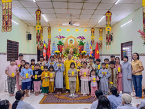 HOA ĐĂNG CÚNG DƯỜNG ĐỨC PHẬT A DI ĐÀ