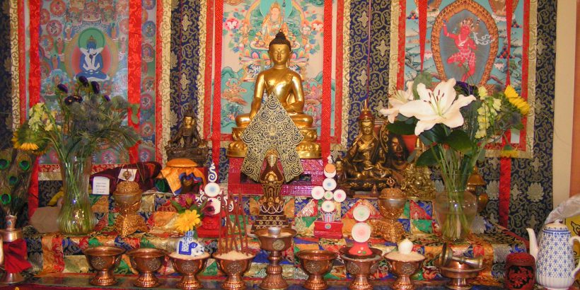 Cầu an có giúp giảm bớt ác nghiệp không?