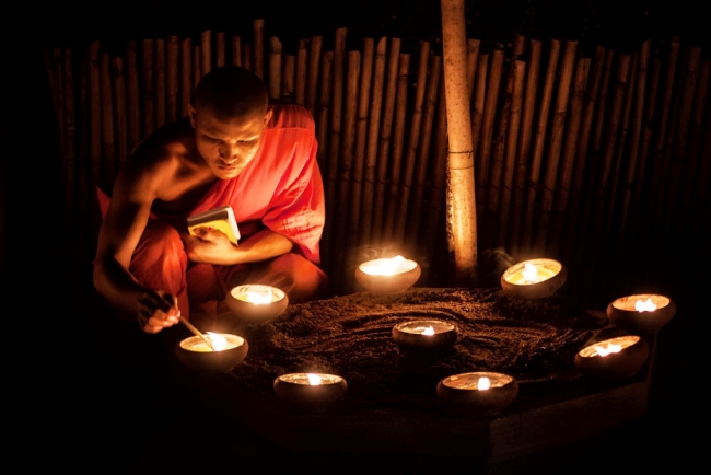 Thường tự kiểm tra mình