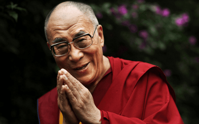 Đức Đạt Lai Lạt Ma: 'Cầu nguyện thôi chưa đủ'