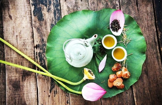 Biết đủ ắt thấy an vui, than nghèo kể khổ cả đời bi thương