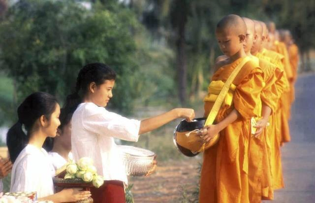 Tạo nghiệp thiện có thoát luân hồi?