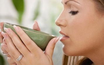Những cách đơn giản trị viêm họng mùa lạnh