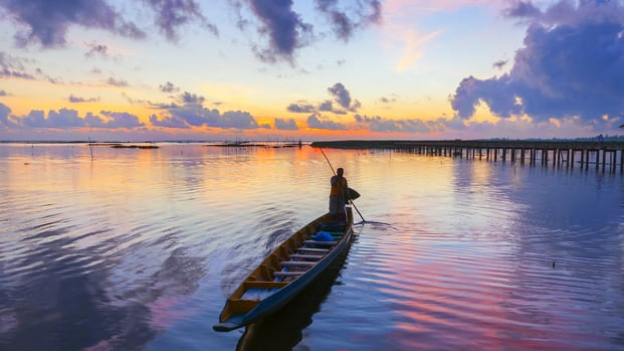 Cuộc sống luôn đầy những cơn gió chướng