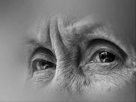  Nước mắt mẹ hiền