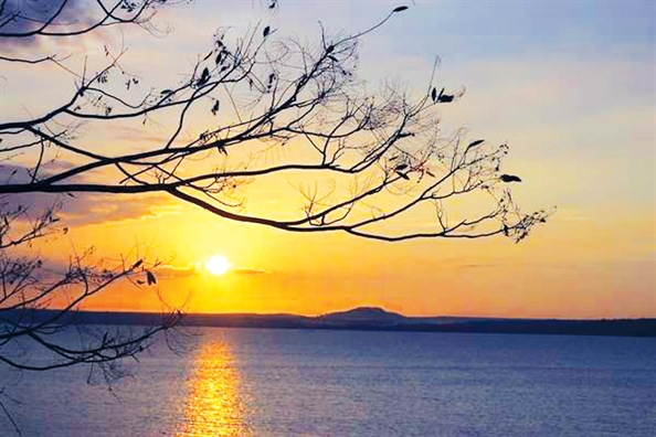 Đời người ngắn ngủi, đừng tự làm khổ mình 