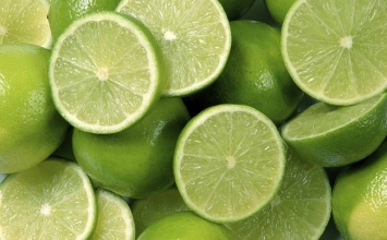 Chỉ cần để vài lát chanh ở đầu giường, bạn sẽ thấy hiệu quả cực bất ngờ