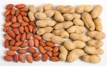 Ăn lạc có thể phòng ngừa đau tim