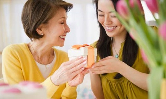 Tiền hiếu thuận cha mẹ nhất định phải tiêu