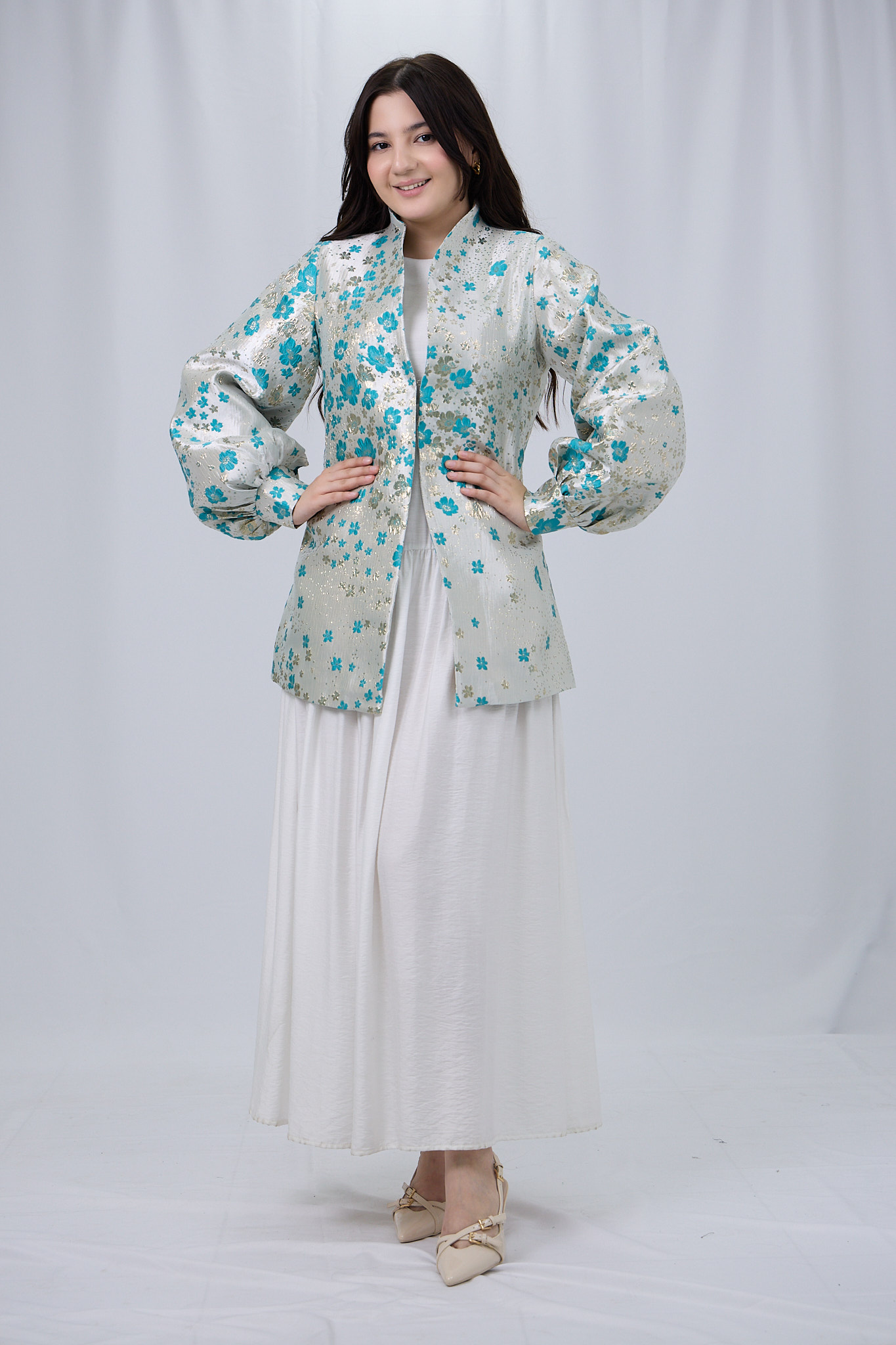 Zarhal — suv yashil