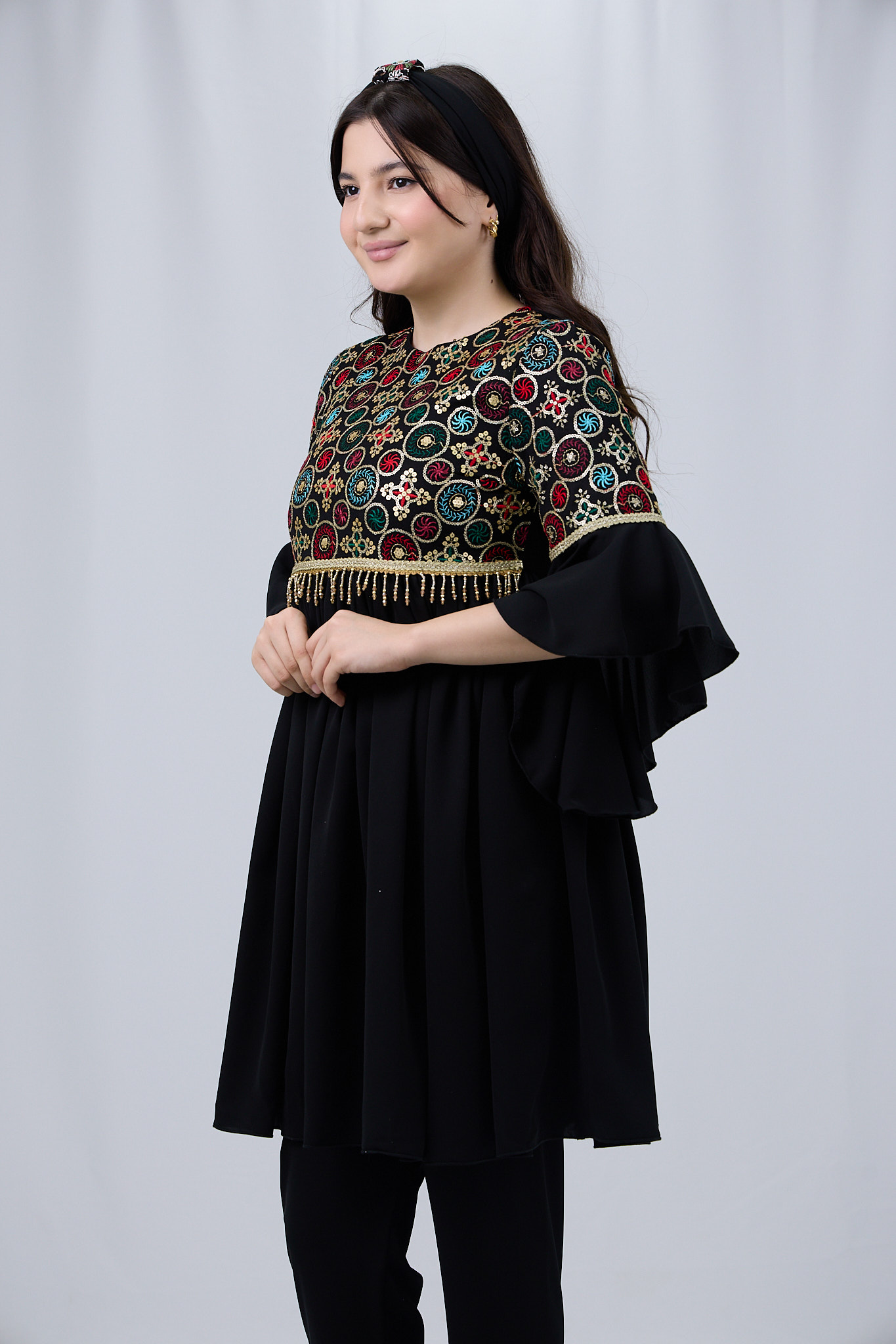 Parizod — qora (suzana) 2