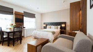 Why Stay in a Serviced Apartment in Belfast?