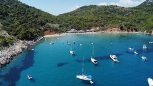 Discover the Ultimate Sailing Adventure with Our Luxury Yacht Tours