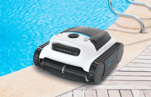 Which is Better for Large Pools – Manual or Robotic? 1 Which is Better for Large Pools – Manual or Robotic?