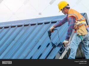 How to Fix Common Issues with Steel and Aluminum Roofing Panels