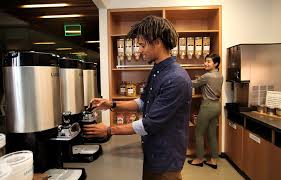 Micro Market Vending Machines: Transforming the Modern Workplace