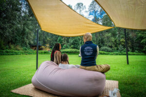 Psychedelic Retreats for Personal Growth: Beyond Healing, Toward Expansion 1 Psychedelic Retreats for Personal Growth: Beyond Healing, Toward Expansion