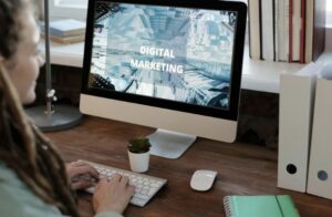 How Small Businesses Can Compete with Big Brands Online