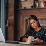 What Benefits Do Assignment Writing Services in Australia Provide?