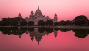 Echoes of Everest to Whispers of the Waves: Luxury India Tours