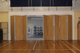 door fold partition