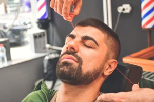Men’s Eyebrow Threading: Why More Men Are Choosing It Today