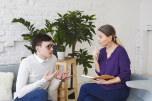 How a New Age Therapist Helps You Overcome Emotional Blocks