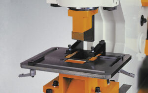 How Small and Medium Enterprises in UAE Benefit from Hydraulic Punching Machines