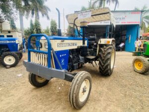 The Slow Strength of Old Tractors: Why They Still Matter in Modern Farming