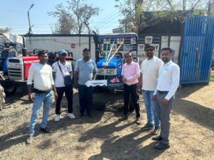 Why Farmers Still Prefer Tractors Over New Tech 1 Why Farmers Still Prefer Tractors Over New Tech