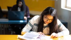 What Are the Basic Rules for APA Assignment Citations?