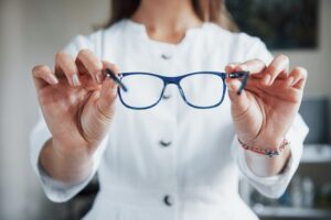 How the Right Eye Lens Supports Clear Vision and Everyday Comfort – Viszy 1 How the Right Eye Lens Supports Clear Vision and Everyday Comfort – Viszy