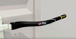 Efficient Container Door Handling: A Modern Solution for Safer and Faster Operations