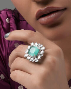 Timeless Necklace Designs for Modern and Traditional Styling