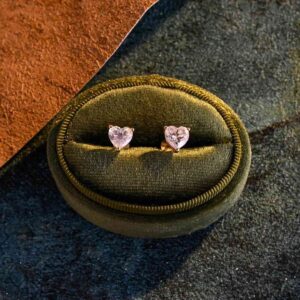 Moissanite Diamond Earrings: The Perfect Combination of Sparkle, Style, and Affordable Luxury 1 Moissanite Diamond Earrings: The Perfect Combination of Sparkle, Style, and Affordable Luxury